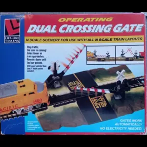 Opperating Dual Crossing Gate. Life Like, Escala N