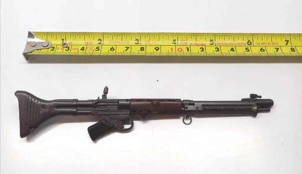 Fusil FG-42. Escala 1/6